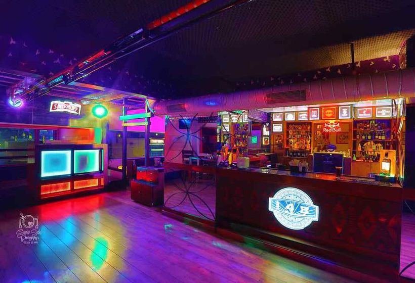 A' Hotel Ludhiana 13