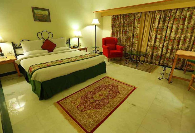 A' Hotel Ludhiana 4