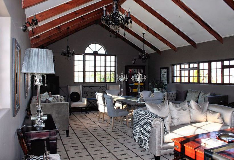 Hotel The Highlander 20