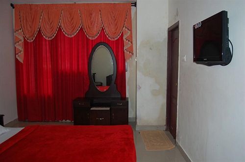 Hotel Vedanta Wake Up Fern Kodaikanal 10