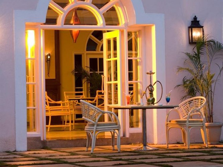 Hotel Club Mahindra Emerald Palms 1