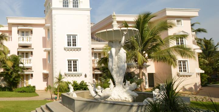 Hotel Club Mahindra Emerald Palms 11