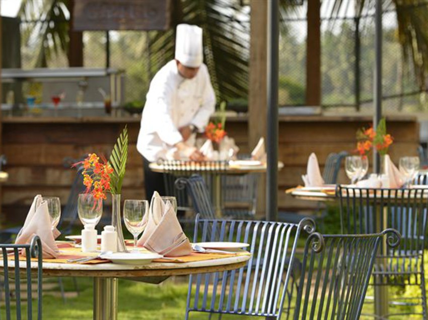 Hotel Club Mahindra Emerald Palms 5