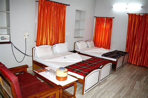 Hotel Akash Deep 14