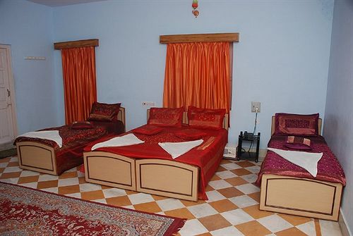 Hotel Akash Deep 5