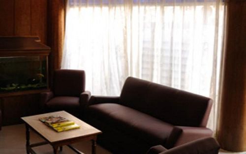 Stay Simple Hotel Race View 5