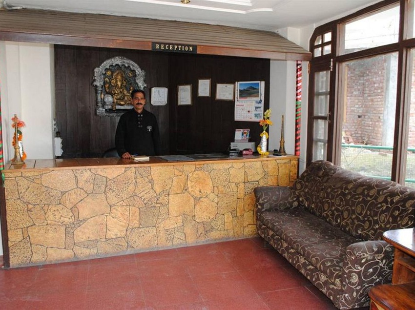 Hotel Hadimba Way 18