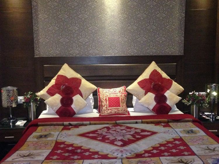 Hotel Namaskar Residency 10