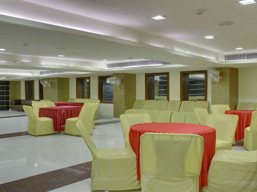 Hotel The Royal Melange 18