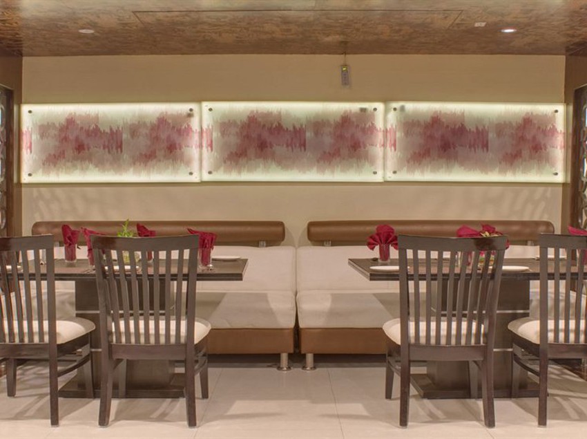 Hotel The Royal Melange 5