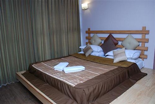 Hotel Maneck Residency Udhagamandalam Kerala