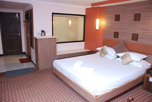 Hotel Maneck Residency 2