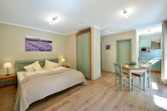 Hotel Becksteiner Rebenhof 6