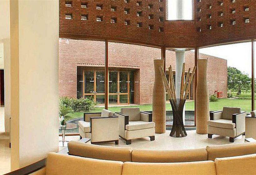 Hotel The Westin Sohna Resort & Spa 16