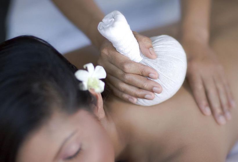 Hotel The Westin Sohna Resort & Spa 3