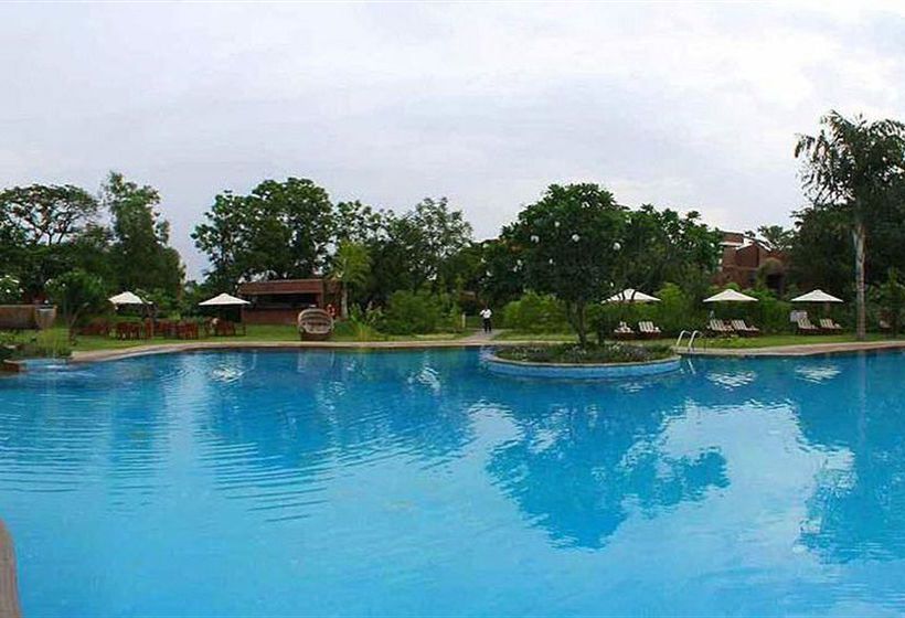 Hotel The Westin Sohna Resort & Spa 9