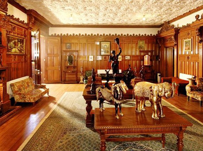 Hotel Fernhills Palace 1