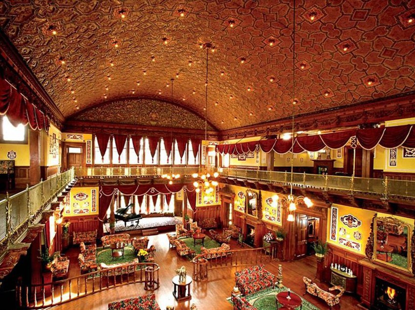 Hotel Fernhills Palace 10