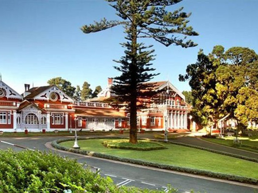 Hotel Fernhills Palace 14