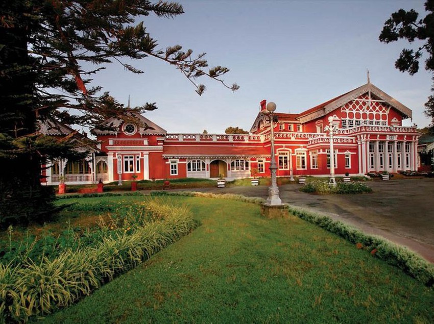 Hotel Fernhills Palace 17