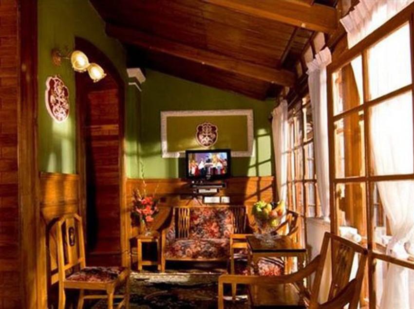 Hotel Fernhills Palace 18