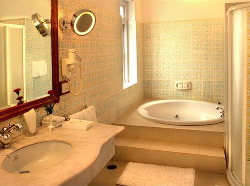 Hotel Fernhills Palace 19