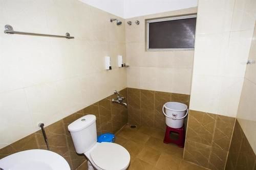 Hotel Sapphire Grand 12