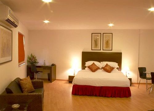 Hotel Shilton Residence 6