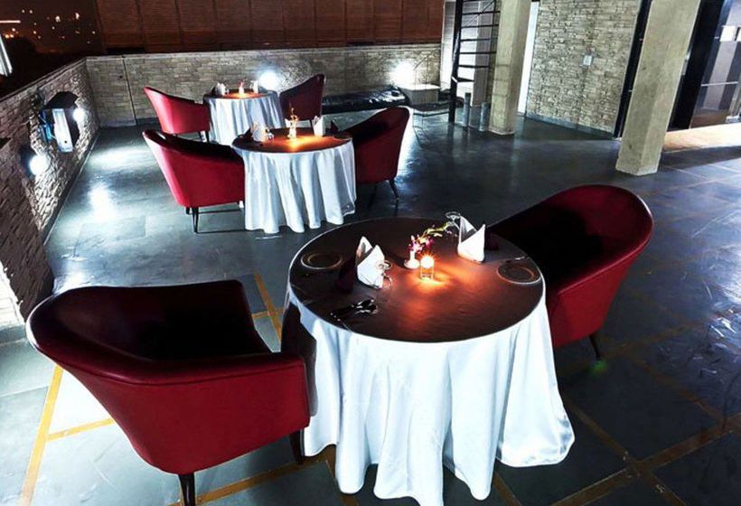 Hotel Central Blue Stone 16