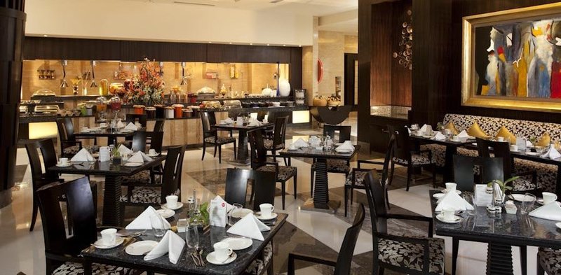 Hotel Radisson Blu Indore 15