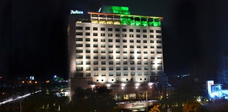 Hotel Radisson Blu Indore 19