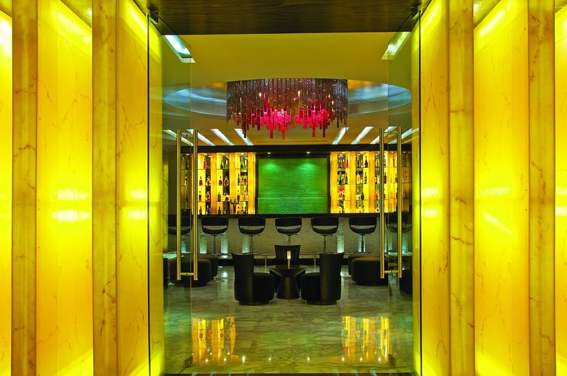 Hotel Vivanta By Taj Begumpet 19