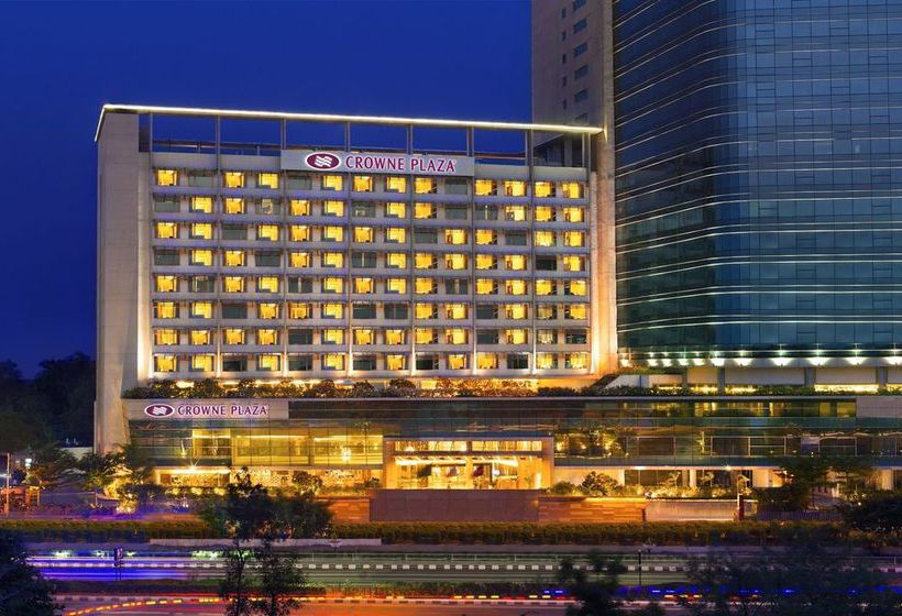 Hotel Crowne Plaza Ahmedabad City Centre 9