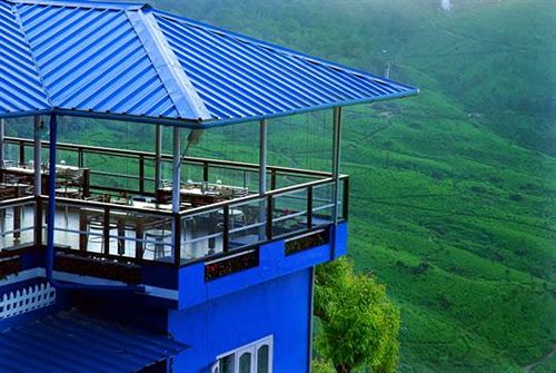 Hotel Holly Hock Resort 4