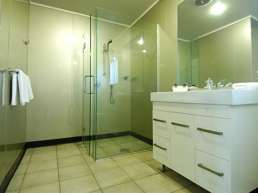 Motel Airport Manor Inn 12