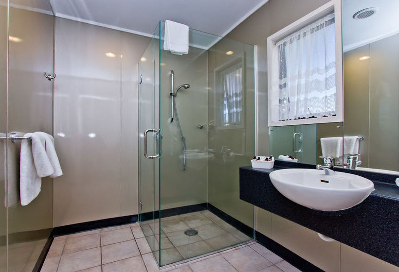 Motel Airport Manor Inn 13