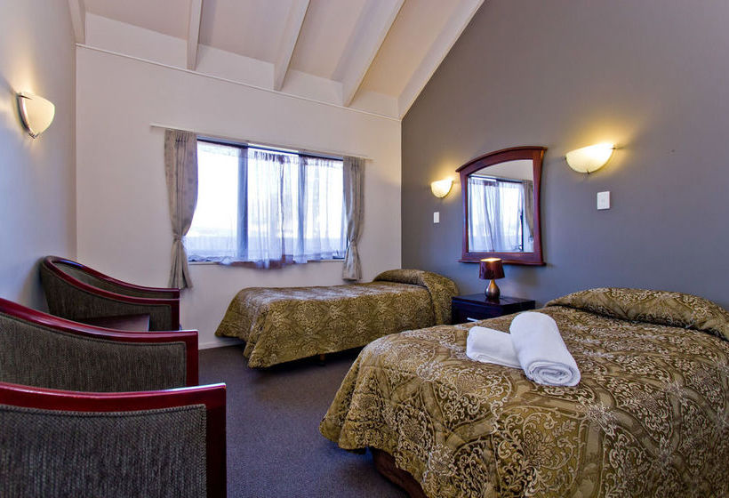 Motel Airport Manor Inn 20