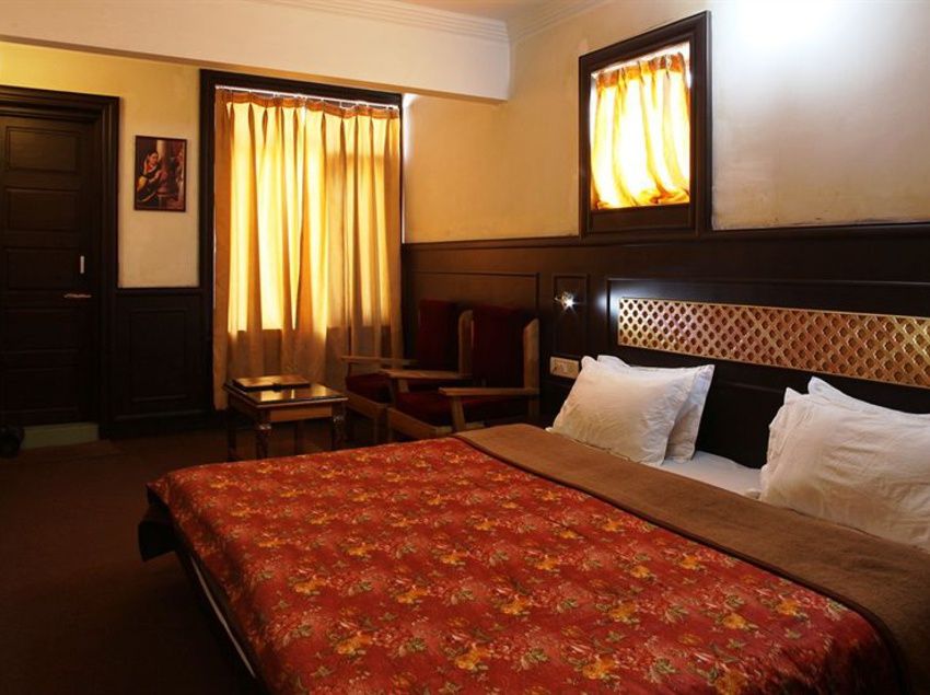 Hotel Sadaf Srinagar