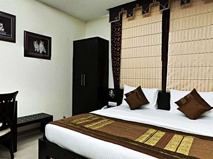 Hotel OYO 19153 Flagship DLF Phase 3 2