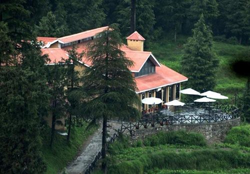 Resort Aamod Dalhousie 10