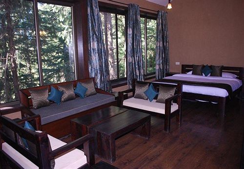 Resort Aamod Dalhousie 4