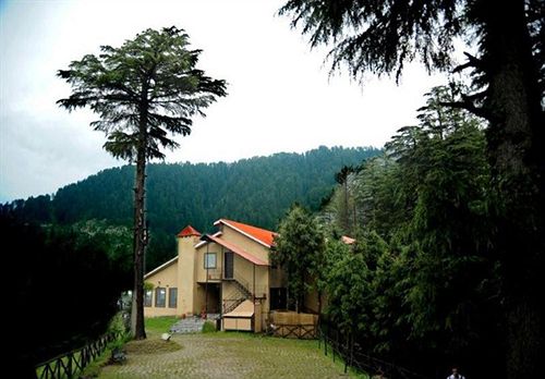 Resort Aamod Dalhousie 7