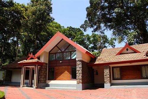 Hotel Deep Woods Resort 1