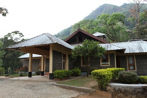 Hotel Deep Woods Resort 10
