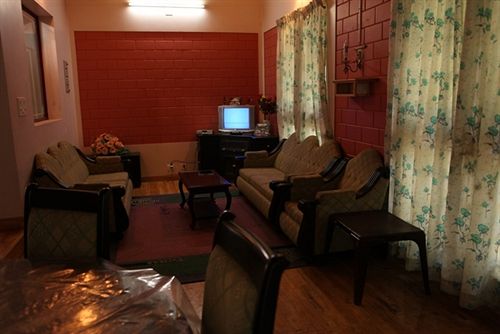 Hotel Deep Woods Resort 16