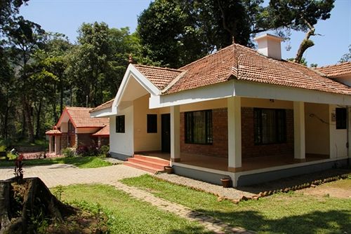 Hotel Deep Woods Resort 2