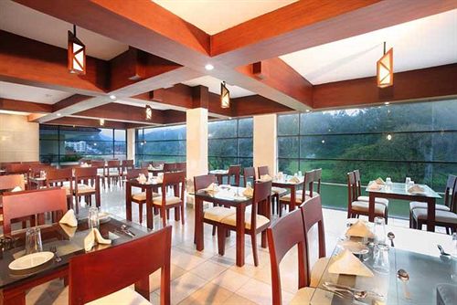 Hotel Grand Plaza Munnar 7