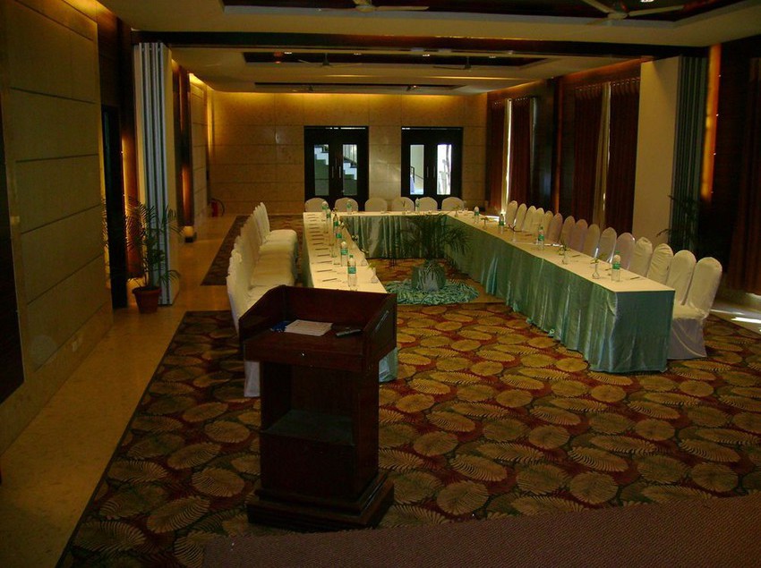 Golden Palms Hotel & Spa Sylverton Uttarakhand