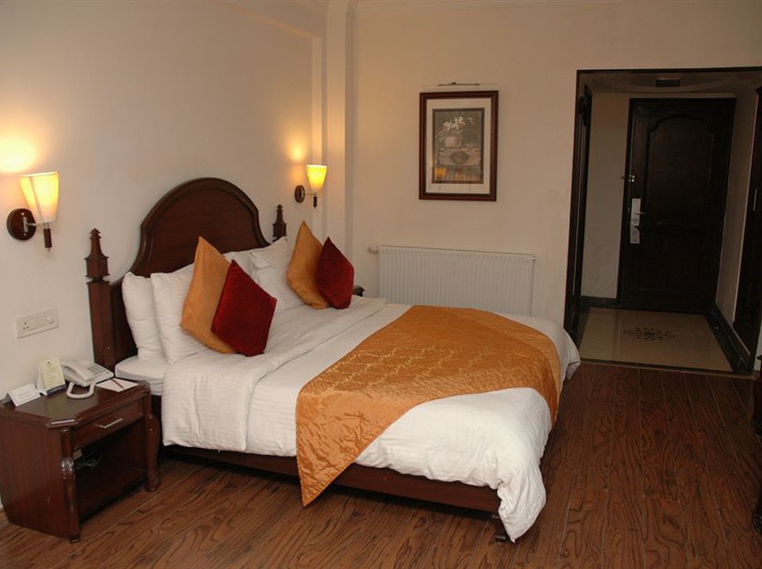 Golden Palms Hotel & Spa Sylverton 3