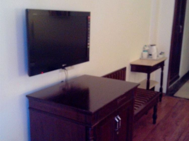 Golden Palms Hotel & Spa Sylverton 6